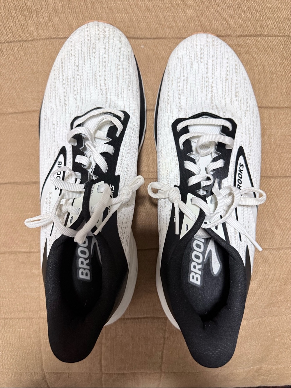 Brooks White and Black Men's Running Sneakers